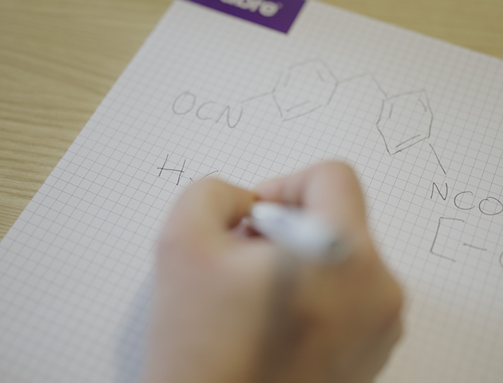 Sabre chemists writing chemical structure